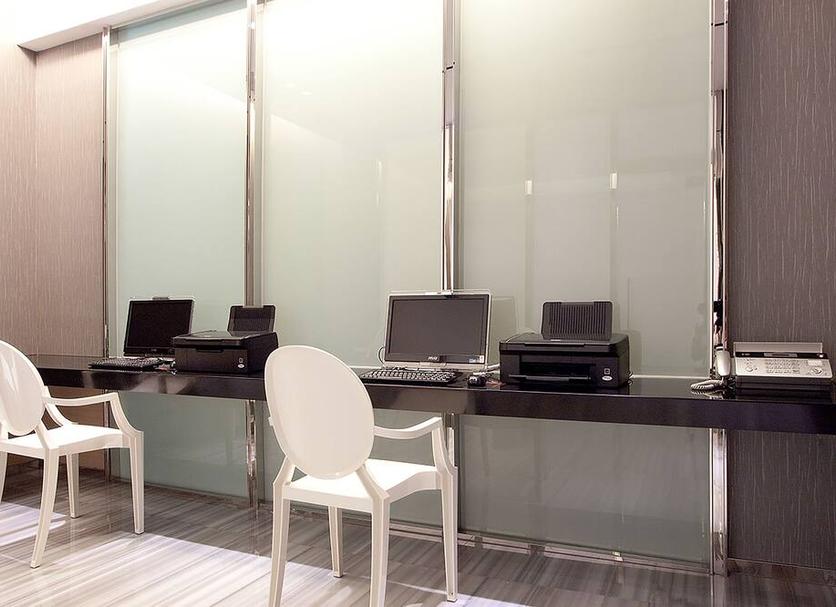 Business center Photo