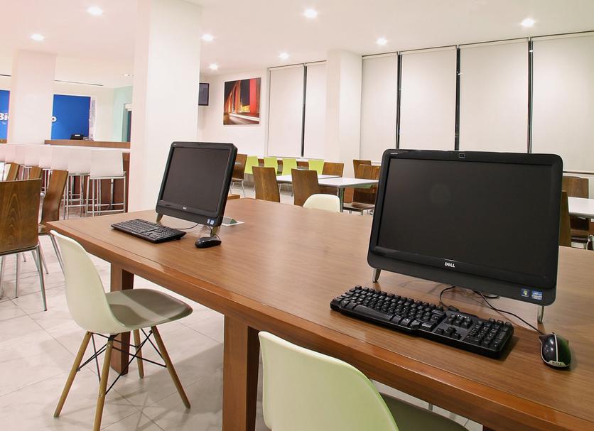 Business center Photo