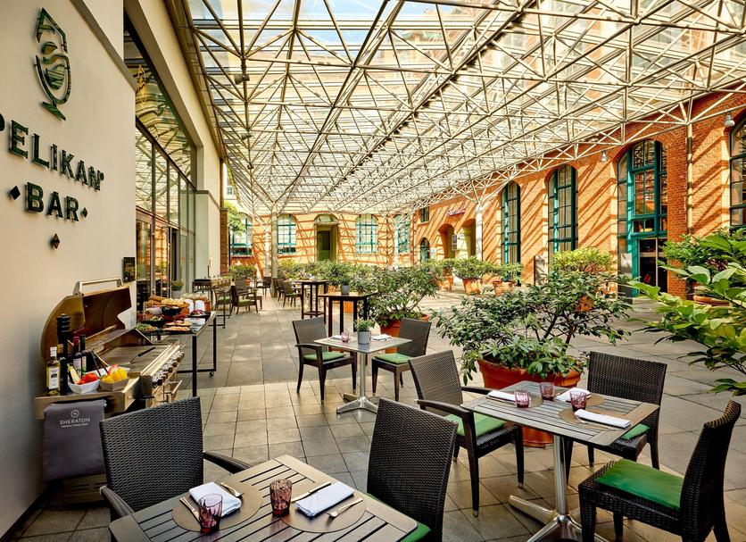 Restaurant Photo