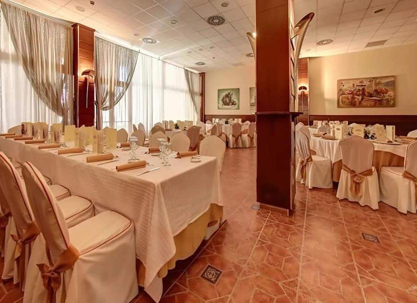 Banquet hall Photo