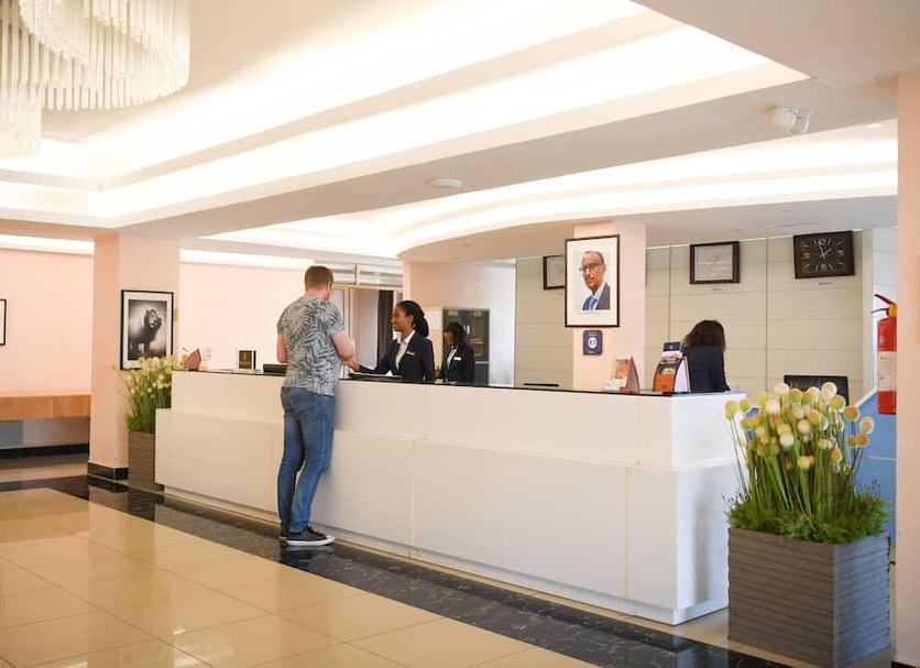 Front desk Photo
