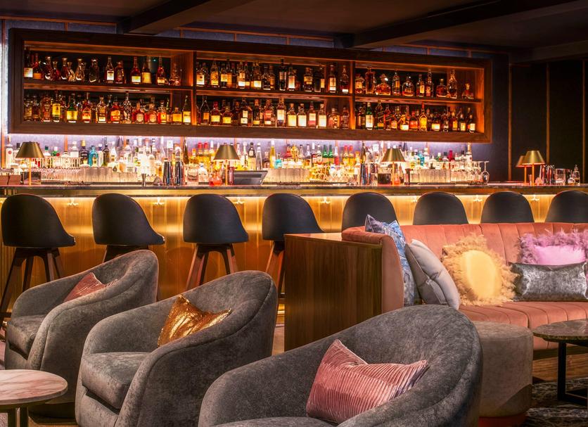 Bar Photo