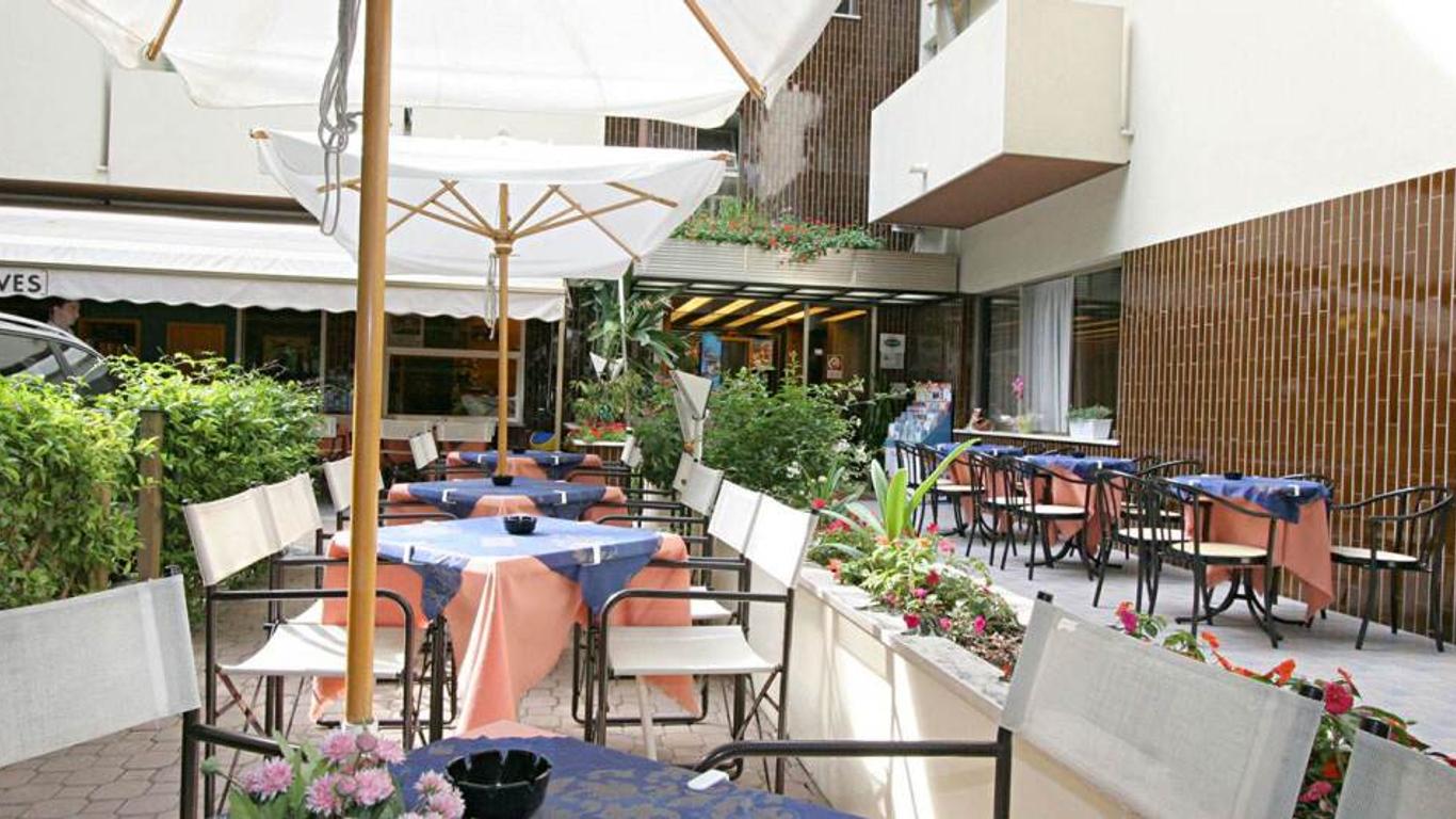 Hotel Nives