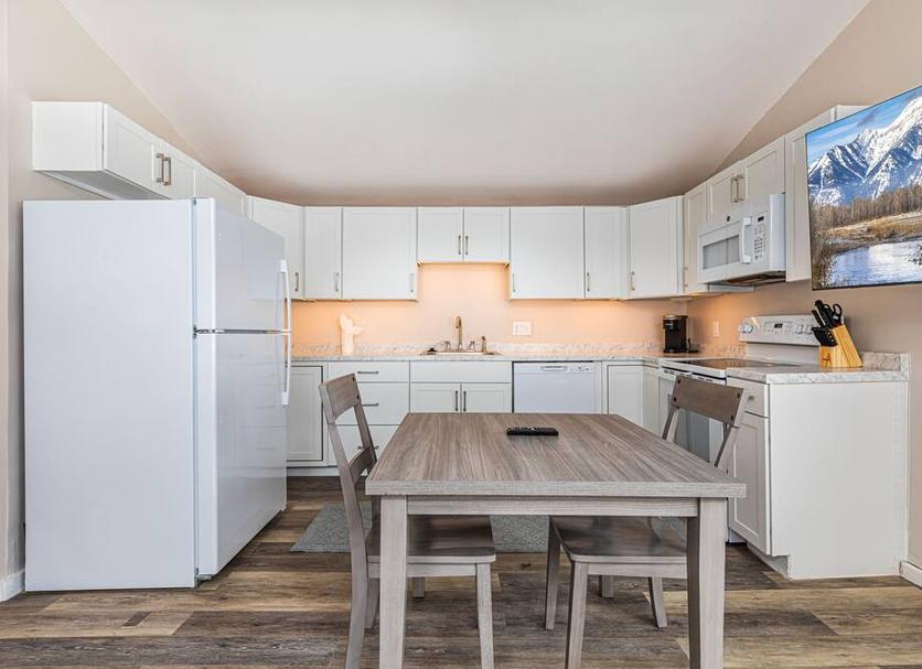 Kitchen Photo