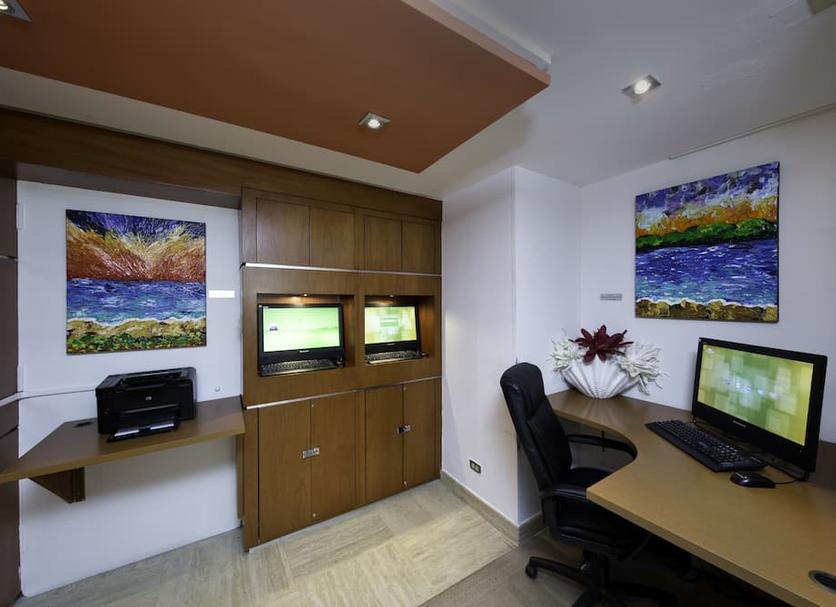 Business center Photo