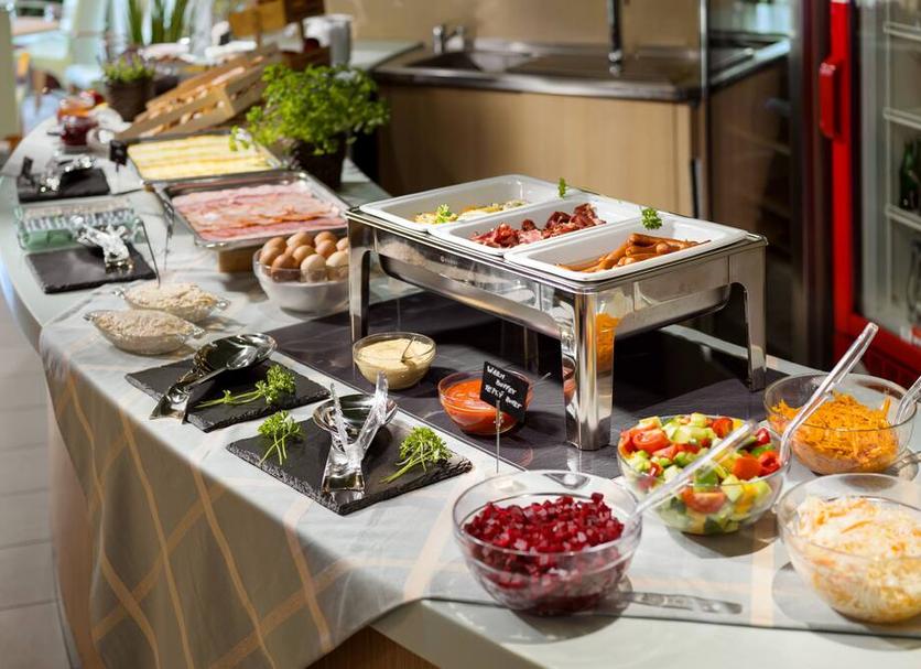 Buffet Photo