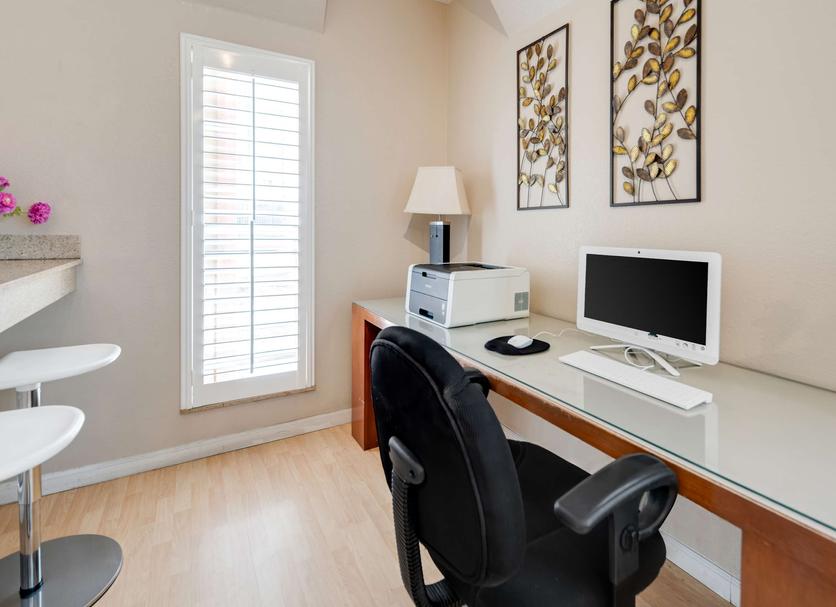 Business center Photo