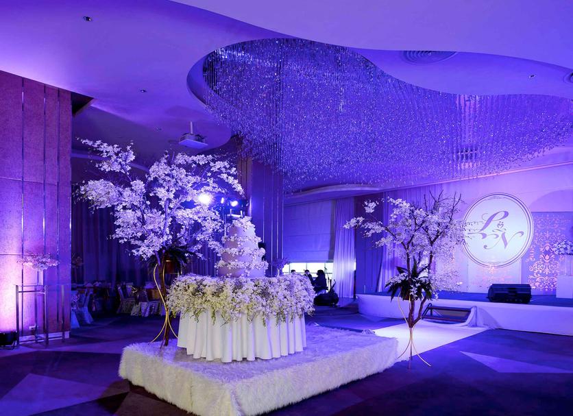 Banquet hall Photo