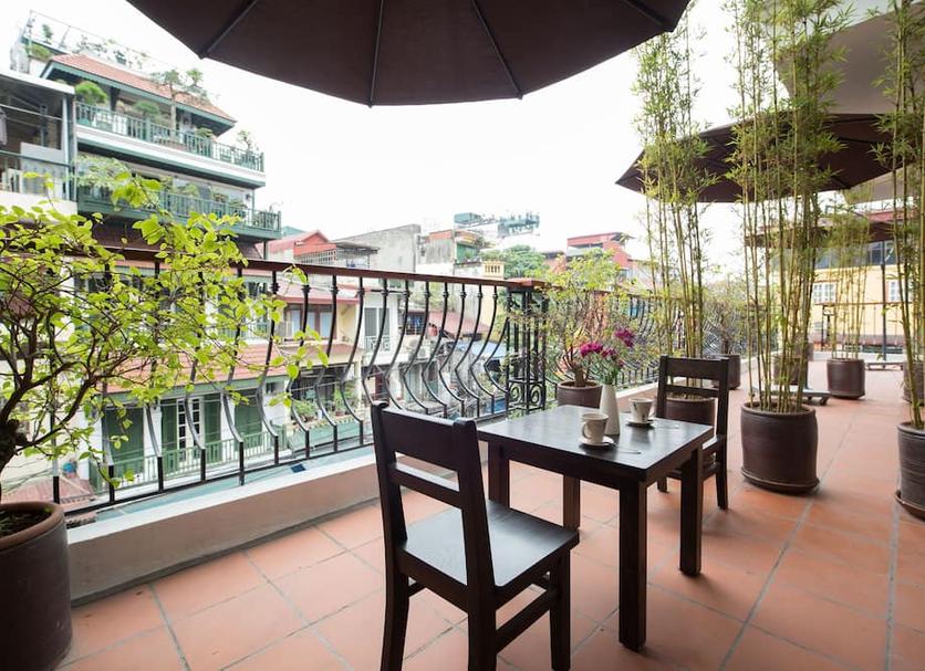 Balcony Photo