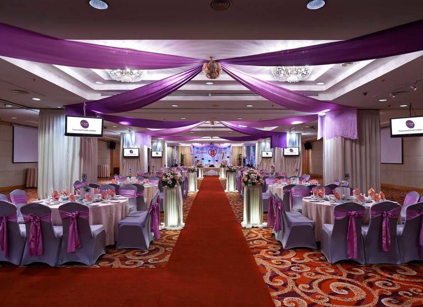 Banquet hall Photo