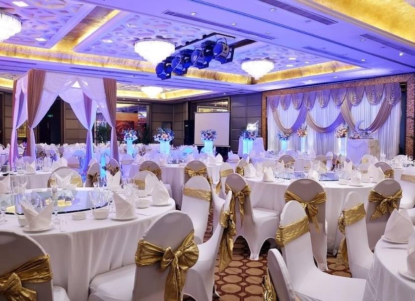 Banquet hall Photo
