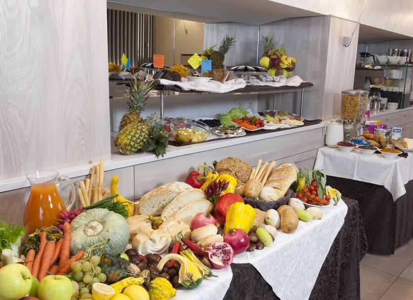Buffet Photo
