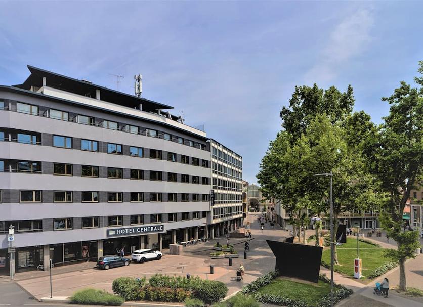 Building Photo