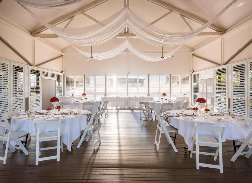 Banquet hall Photo