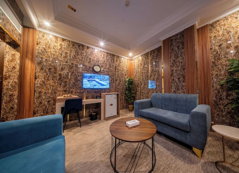 Lounge Photo