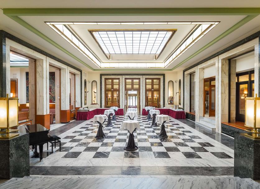 Lobby Photo
