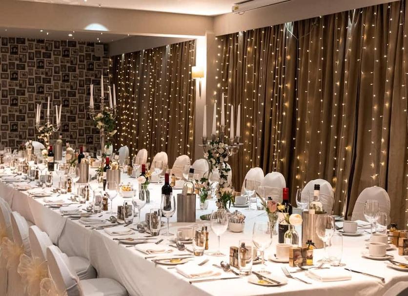 Banquet hall Photo