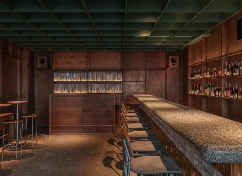 Bar Photo