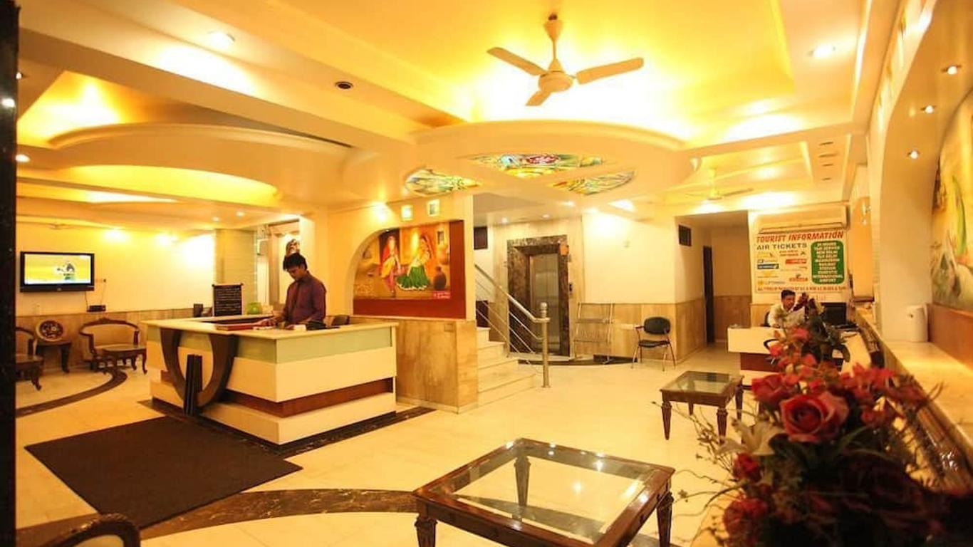 Hotel Chanchal Deluxe - New Delhi Train Station