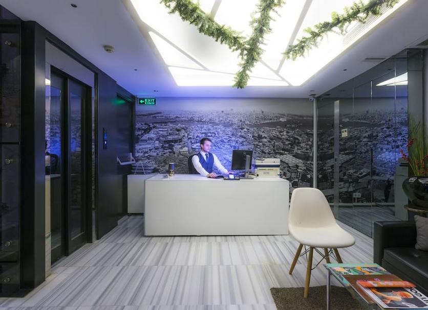 Front desk Photo