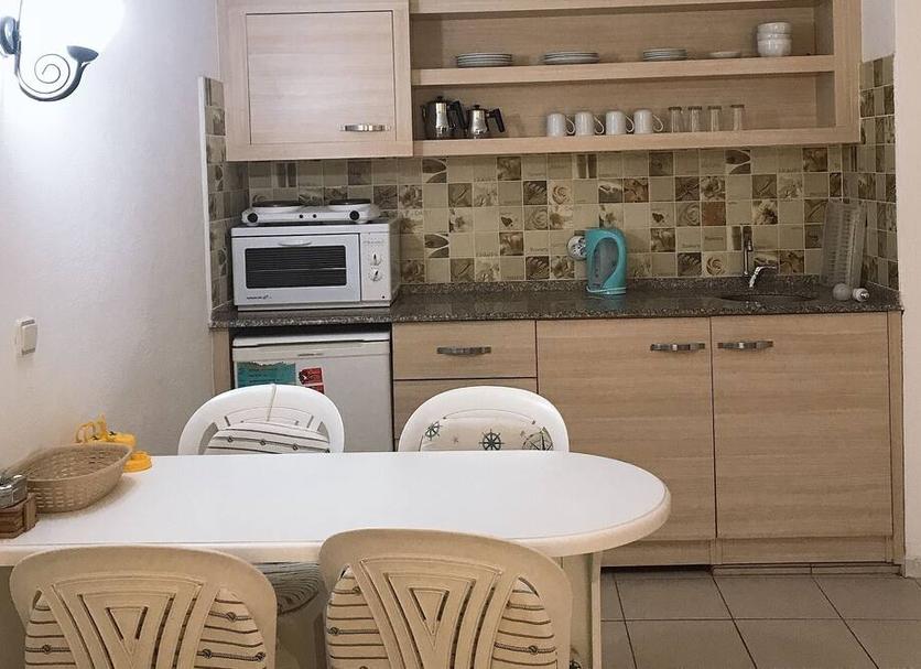Kitchen Photo