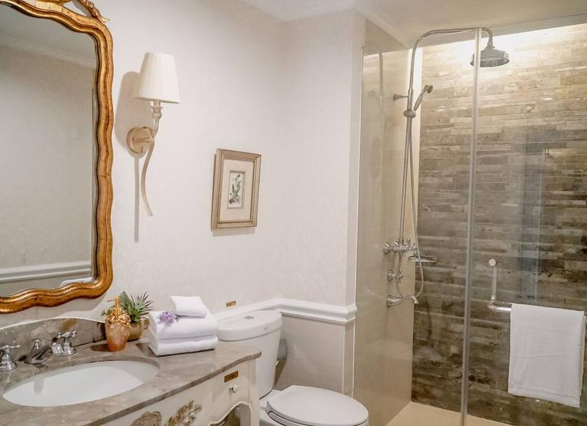 Bathroom Photo