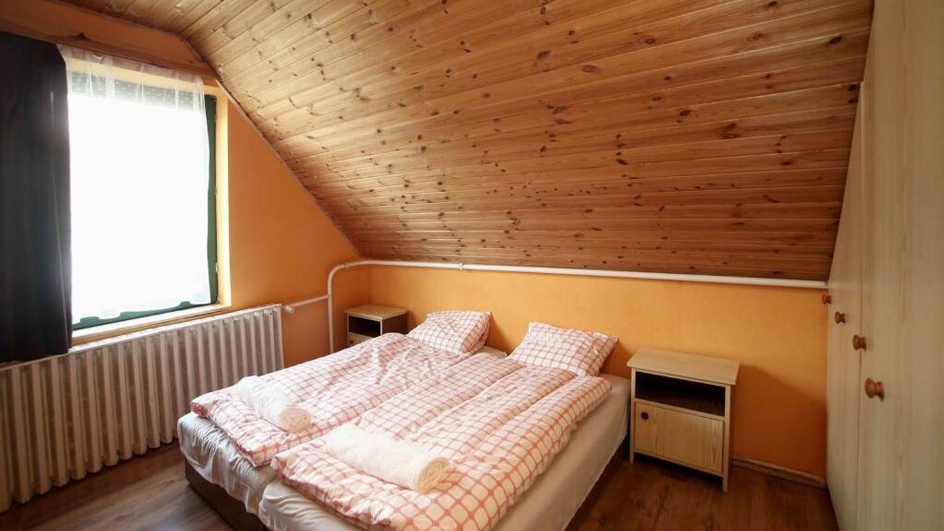 Csillagtúra Panzió