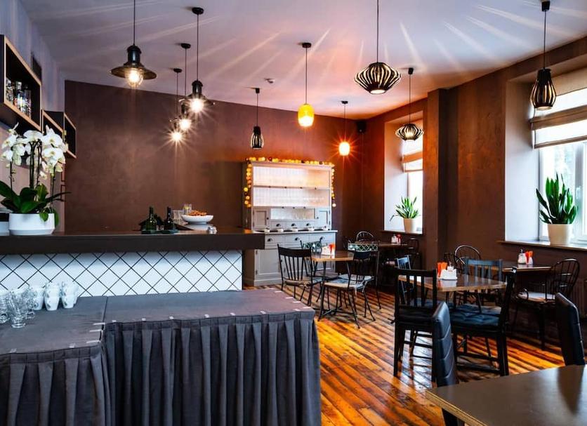 Restaurant Photo