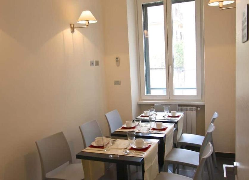 Dining room Photo