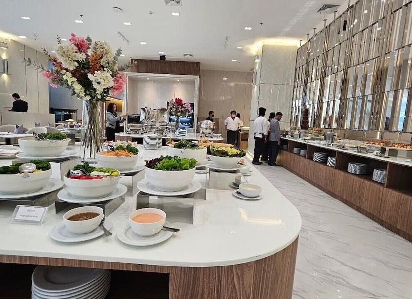 Buffet Photo
