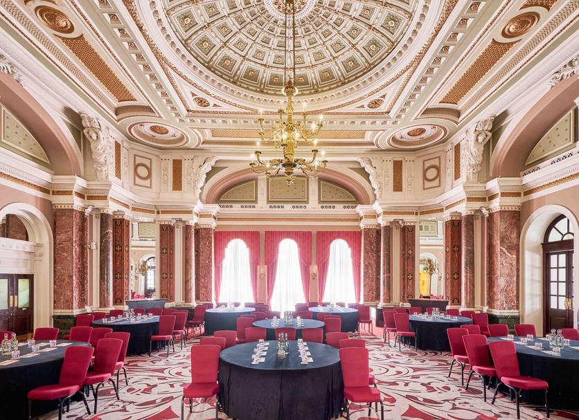 Banquet hall Photo