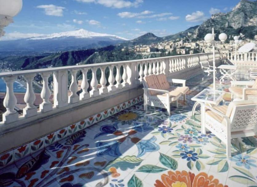 Balcony Photo