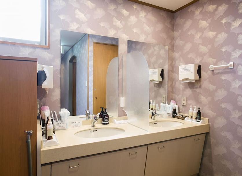 Bathroom Photo