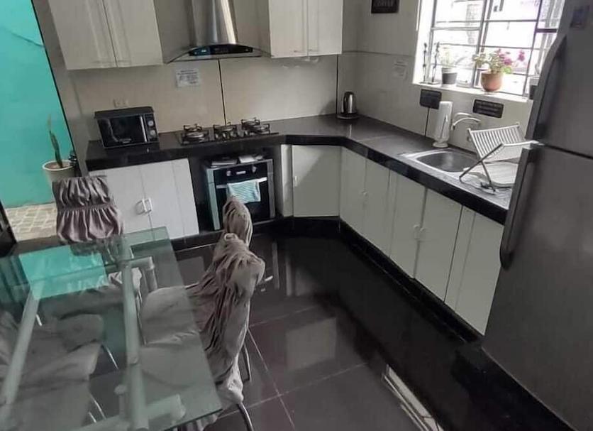 Kitchen Photo