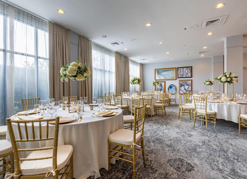 Banquet hall Photo