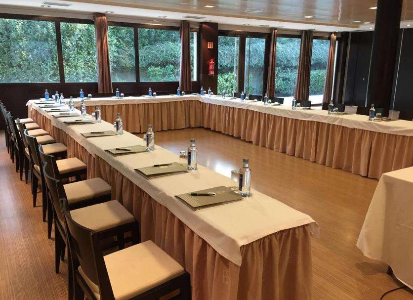 Conference room Photo