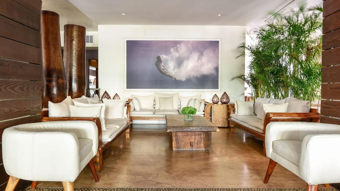 Bahia Hotel & Beach House