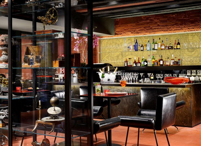 Bar Photo