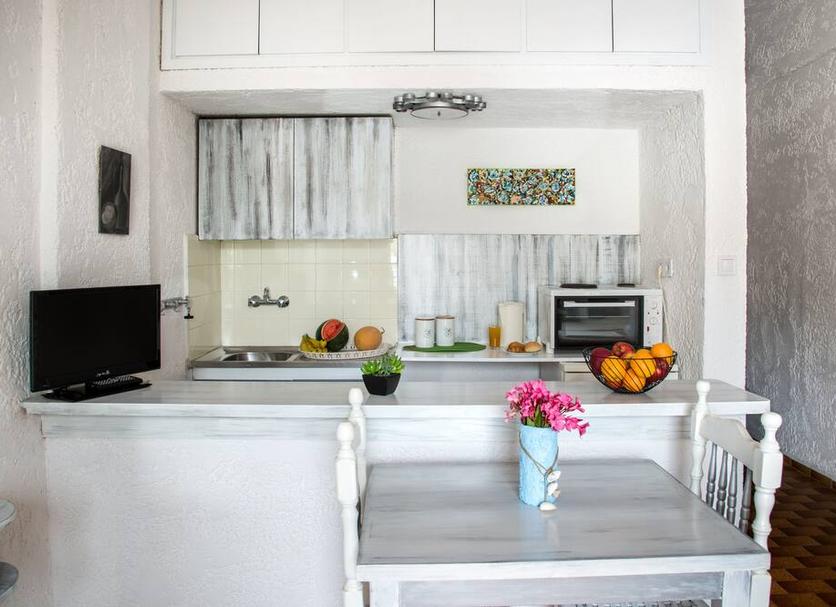 Kitchen Photo