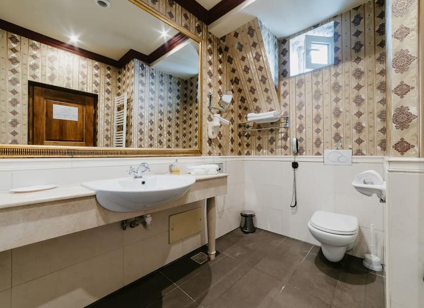 Bathroom Photo