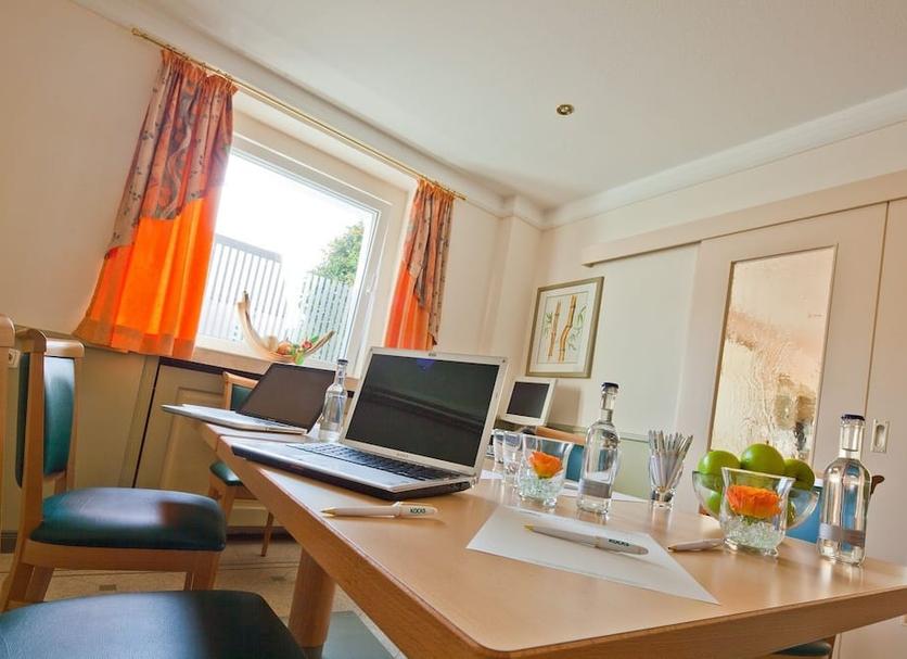 Business center Photo