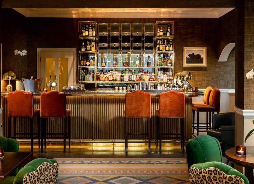 Bar Photo