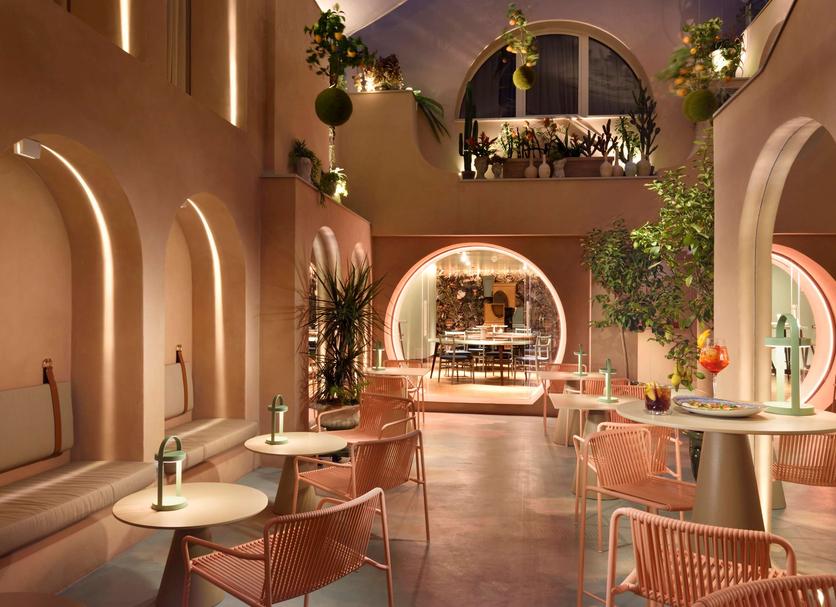 Restaurant Photo