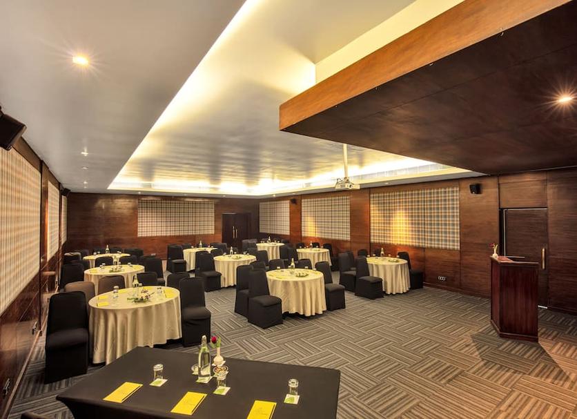 Banquet hall Photo