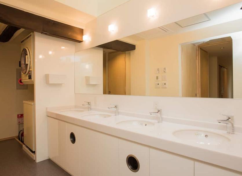 Bathroom Photo