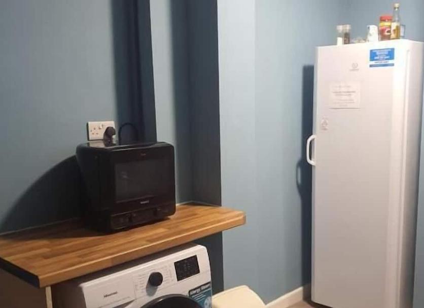 Laundry facility Photo