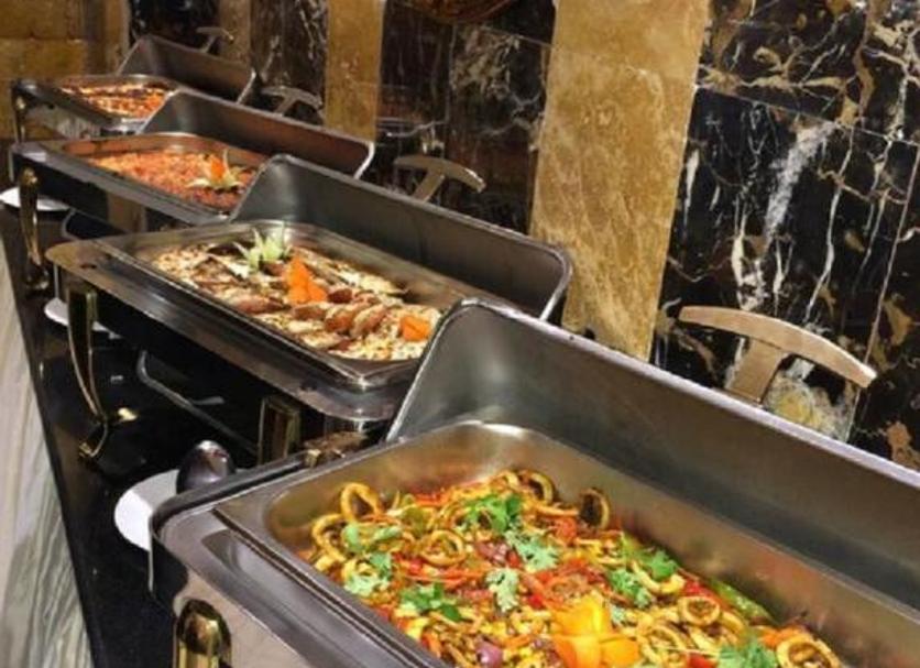 Buffet Photo