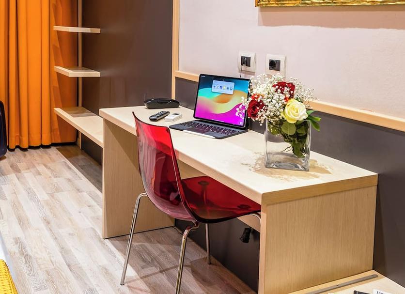 Business center Photo