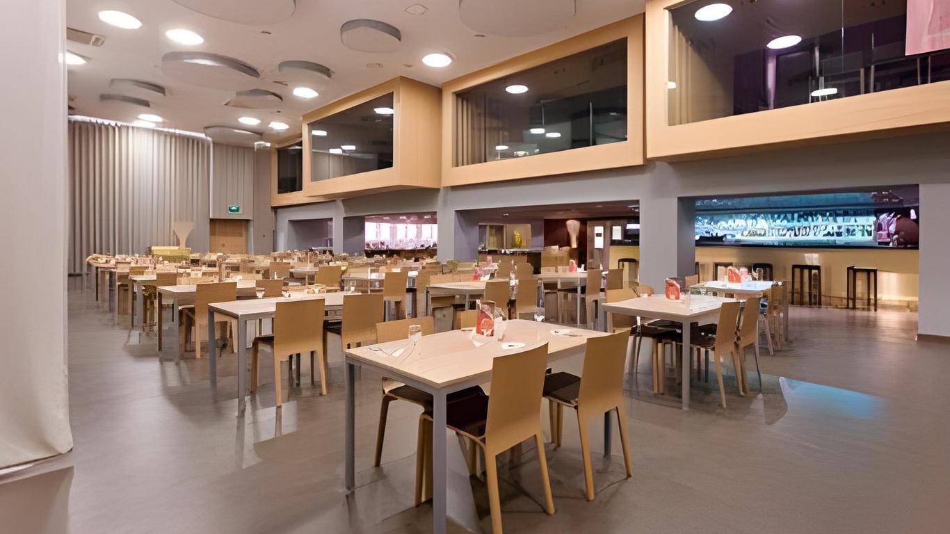 Azimut Hotel Ufa