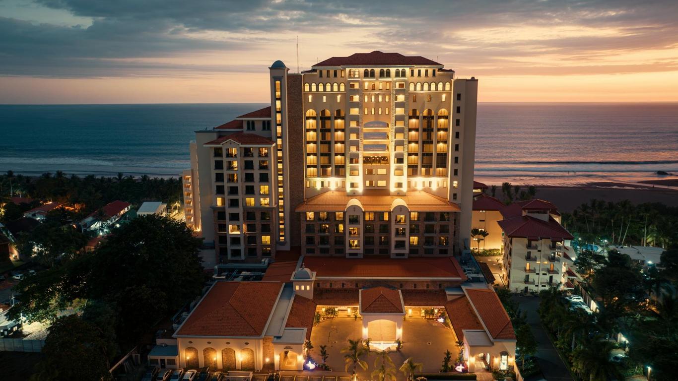 Croc's Resort & Casino